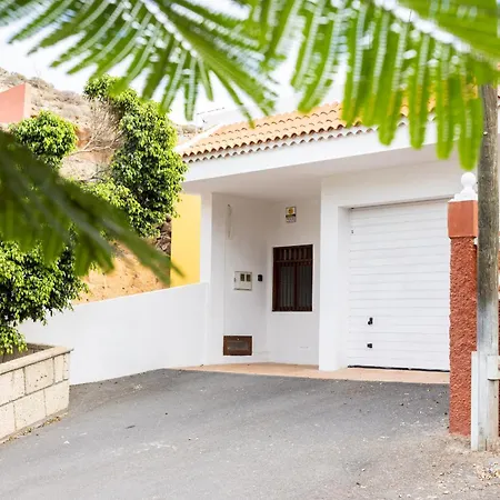 Home2book Family House With Terrace In Maretas * Arico