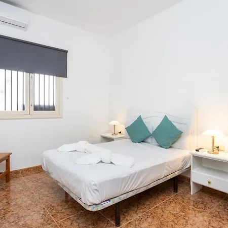 Home2book Family House With Terrace In Maretas Apartamento La Mareta
