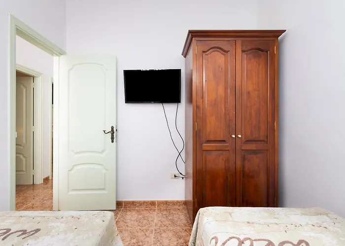 Home2book Family House With Terrace In Maretas Appartement