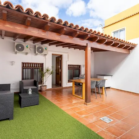 Home2book Family House With Terrace In Maretas * Arico